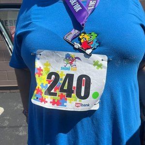 Meet your Posher, Jenoveva